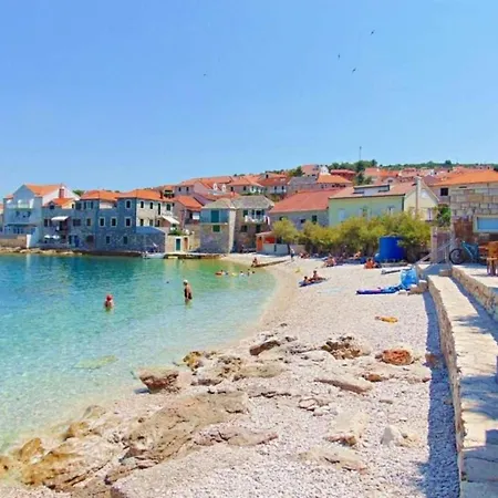 Jakov Διαμέρισμα *
